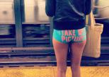 subway-commuters-get-into-the-spirit-of-no-pants-day-640-75.jpg