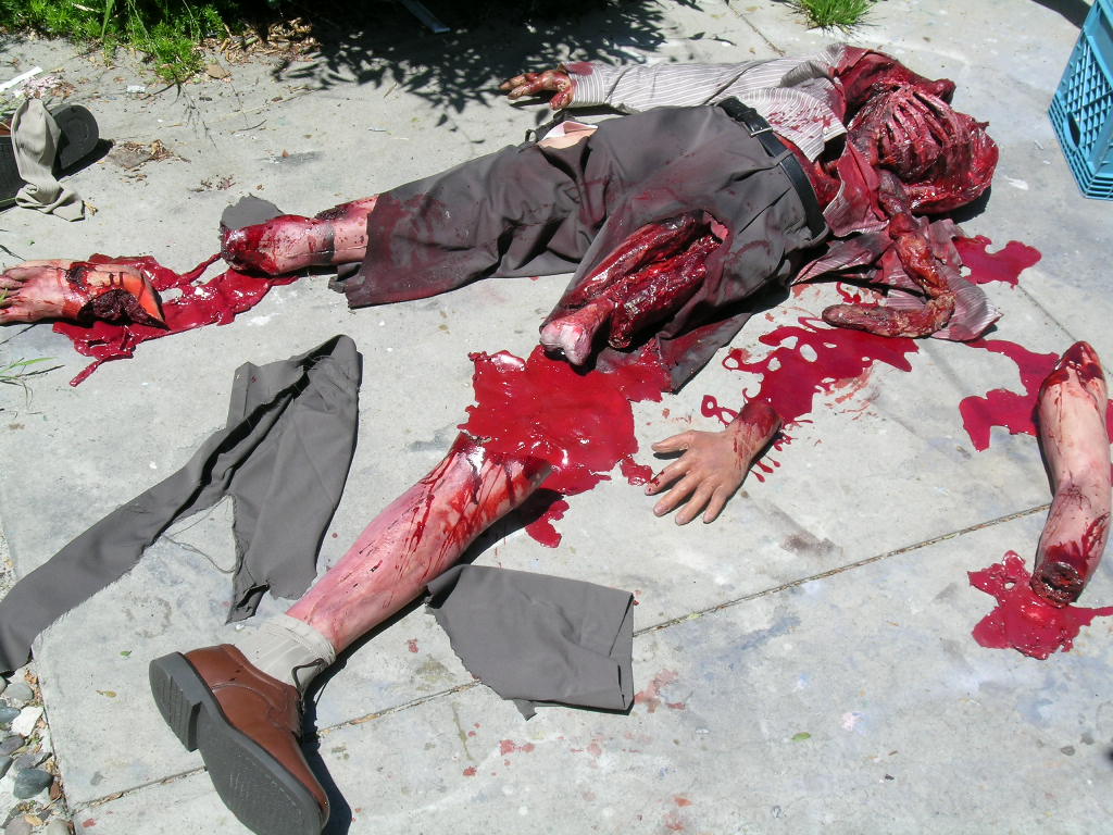 mutilated-corpse-12-with-plastic-blood.jpg