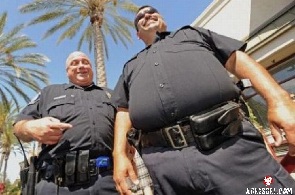 such-fat-cops-640-14-thumb.jpg