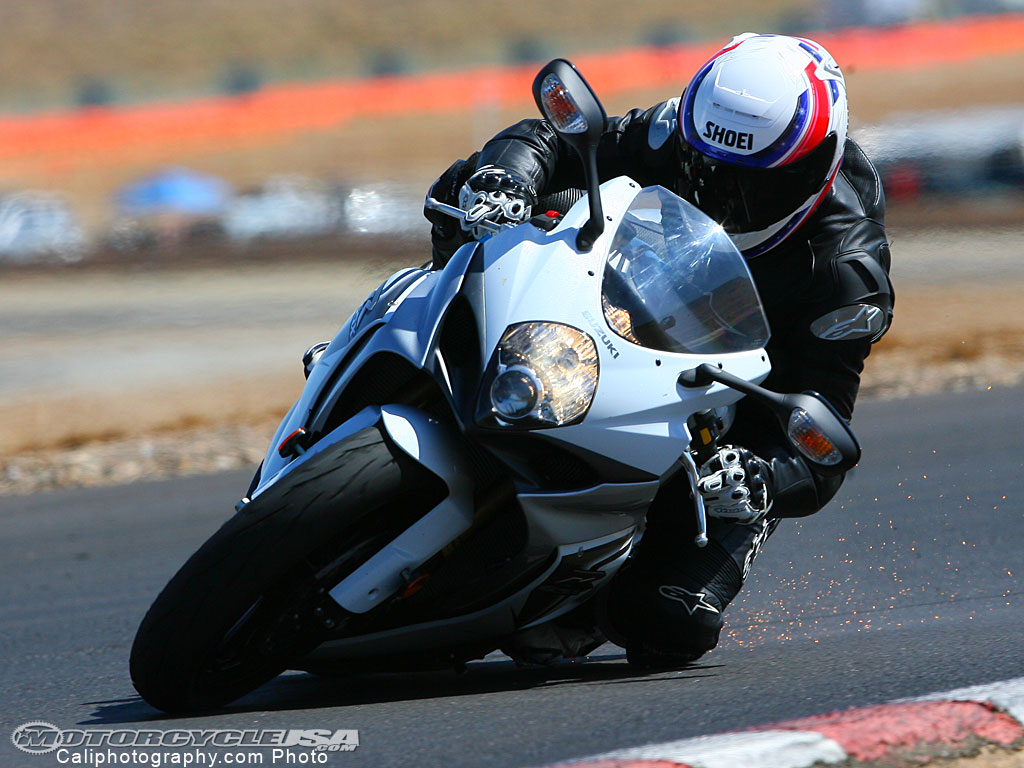 gsxr-shootout-11.jpg