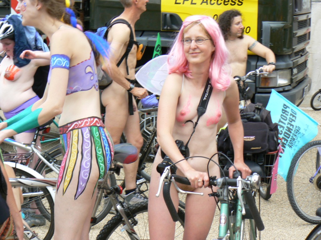 world-naked-bike-ride.jpg