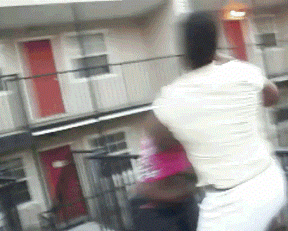 nb7qjkef.gif