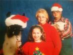 the-21-most-awkward-family-photos05.jpg