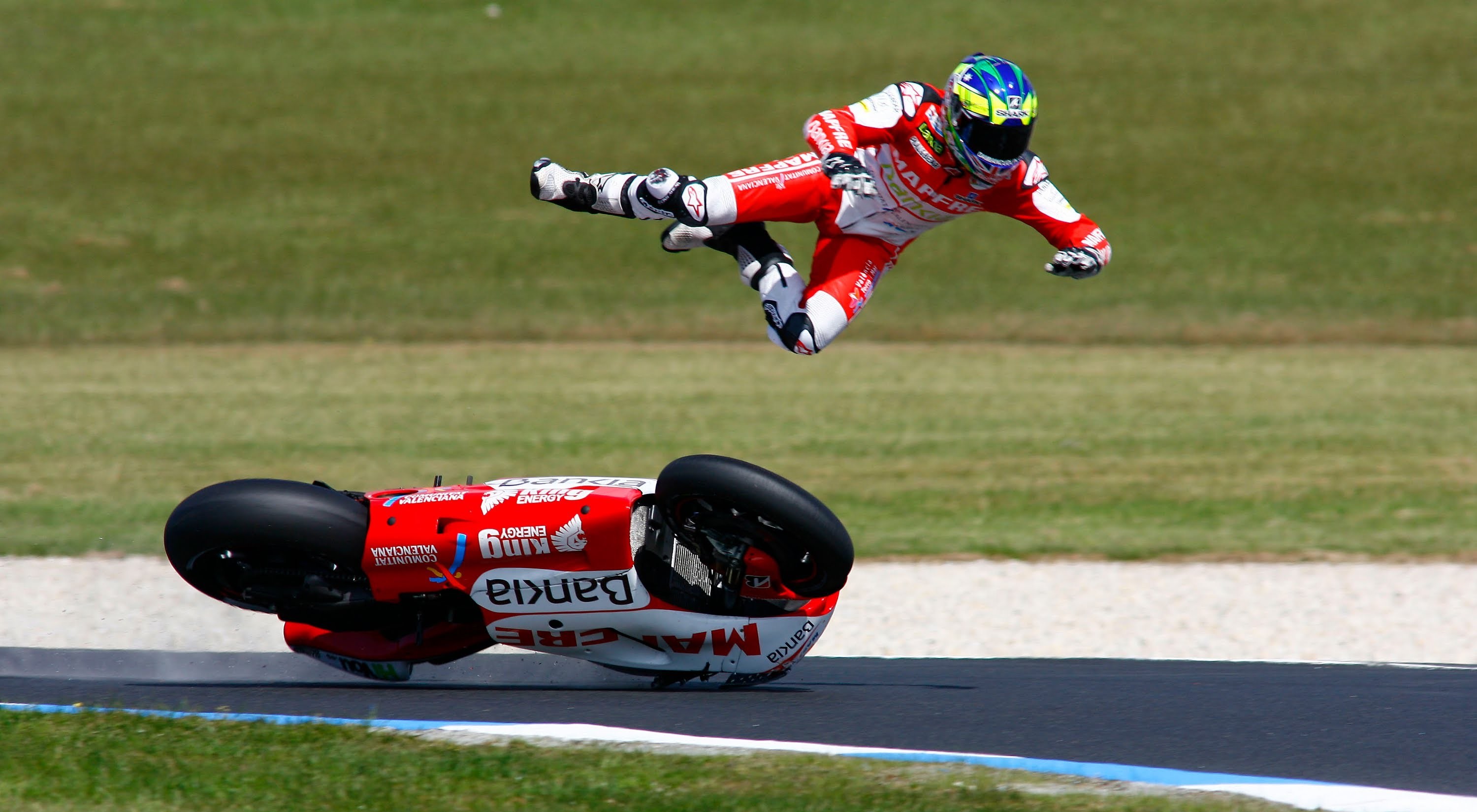 motorcycle-wreck-e1407859884711.jpg