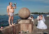 fat-guy-fucks-up-wedding-photo-9196.jpg