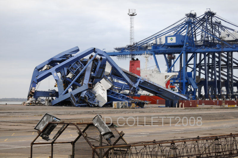 dockcrane-001.jpg